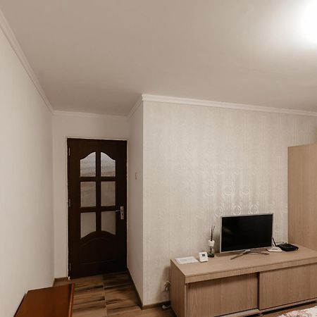 Luxury Radox Apartment Buzau City Center Eksteriør billede