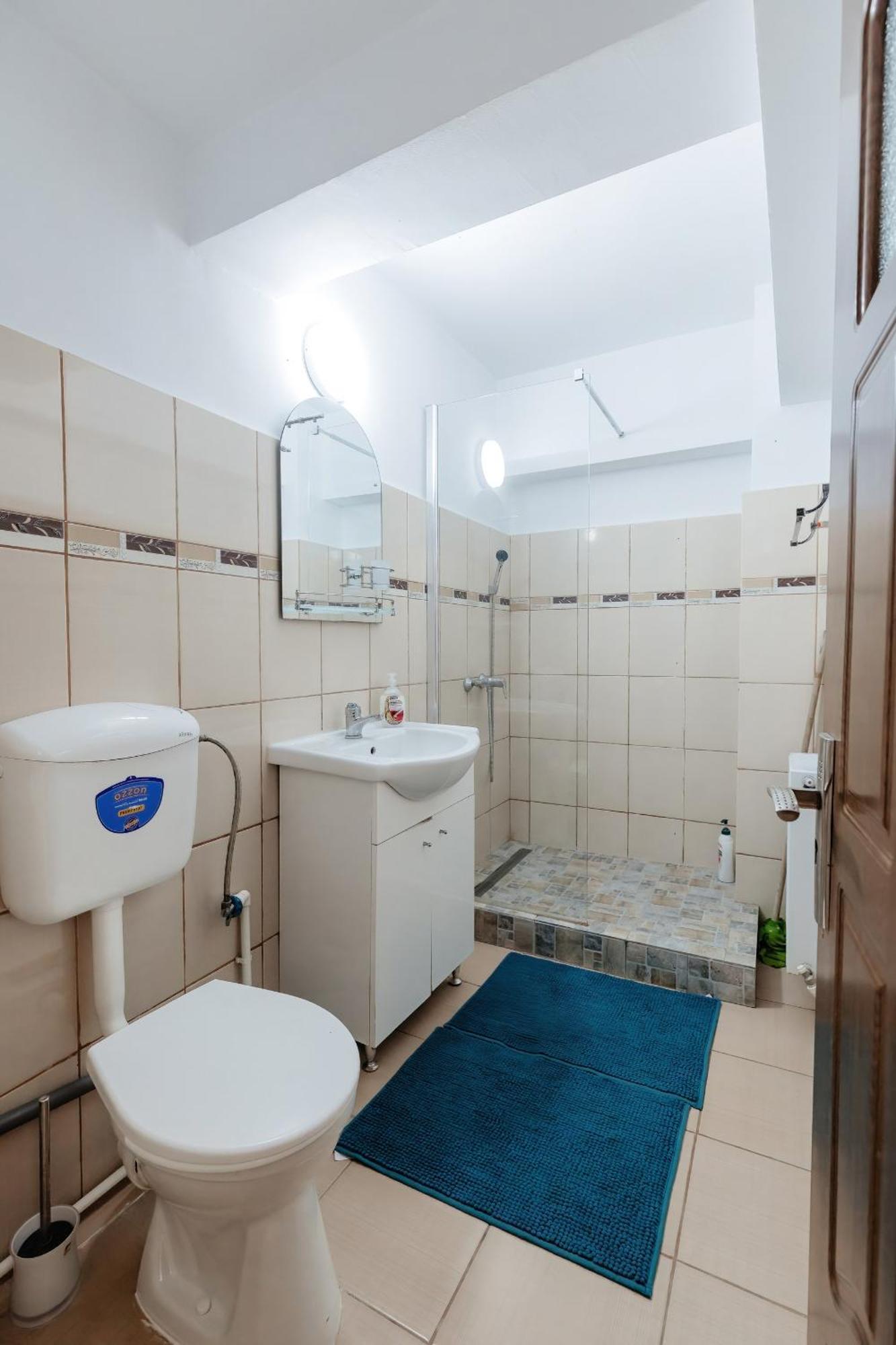 Luxury Radox Apartment Buzau City Center Eksteriør billede