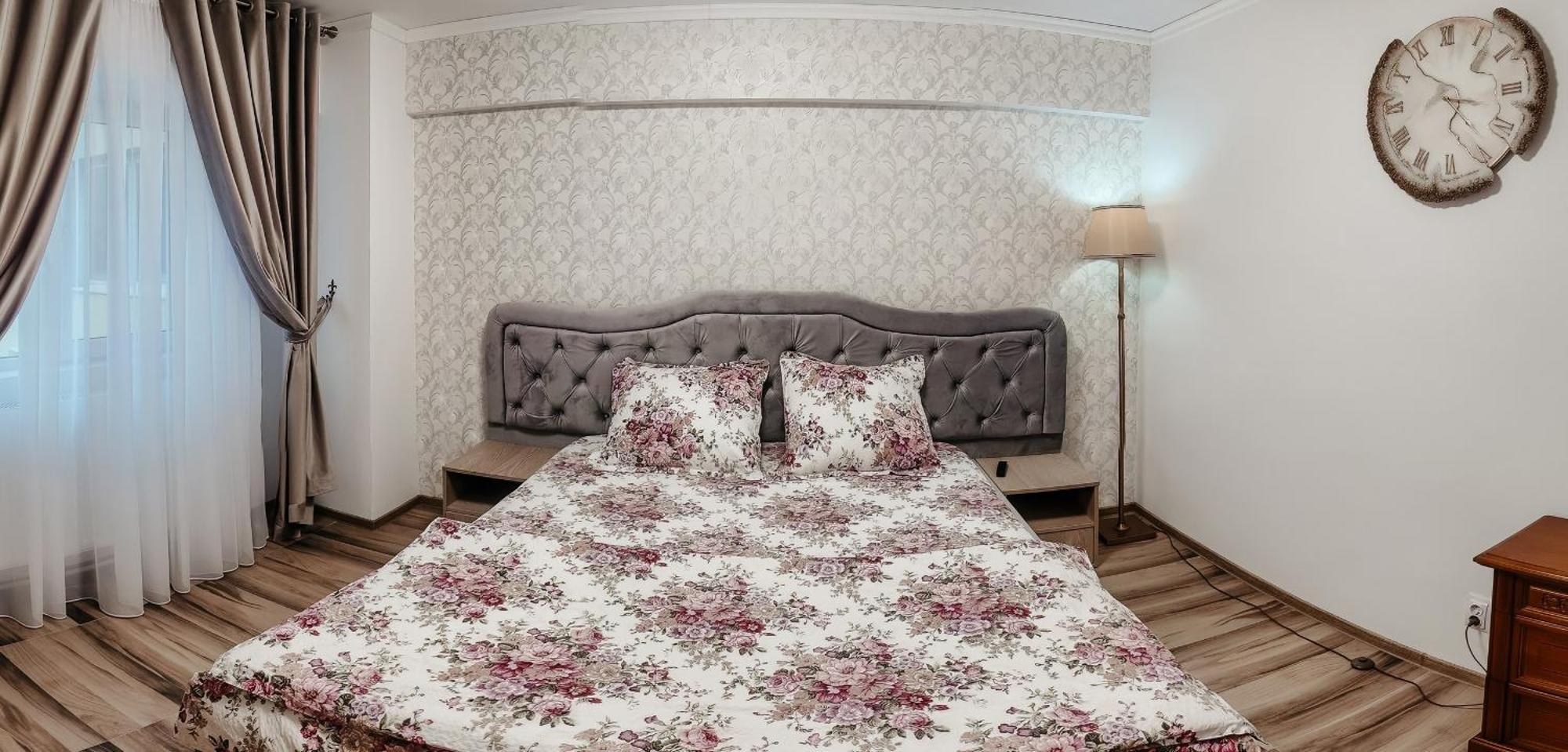 Luxury Radox Apartment Buzau City Center Eksteriør billede